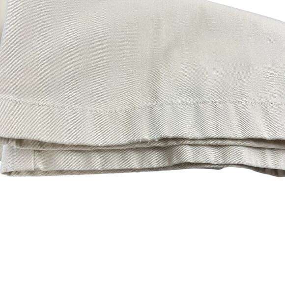 L.L.Bean Favorite Fit Pants Women Sze 4 Cream Flat Front Classic Straight Khaki - Picture 7 of 12